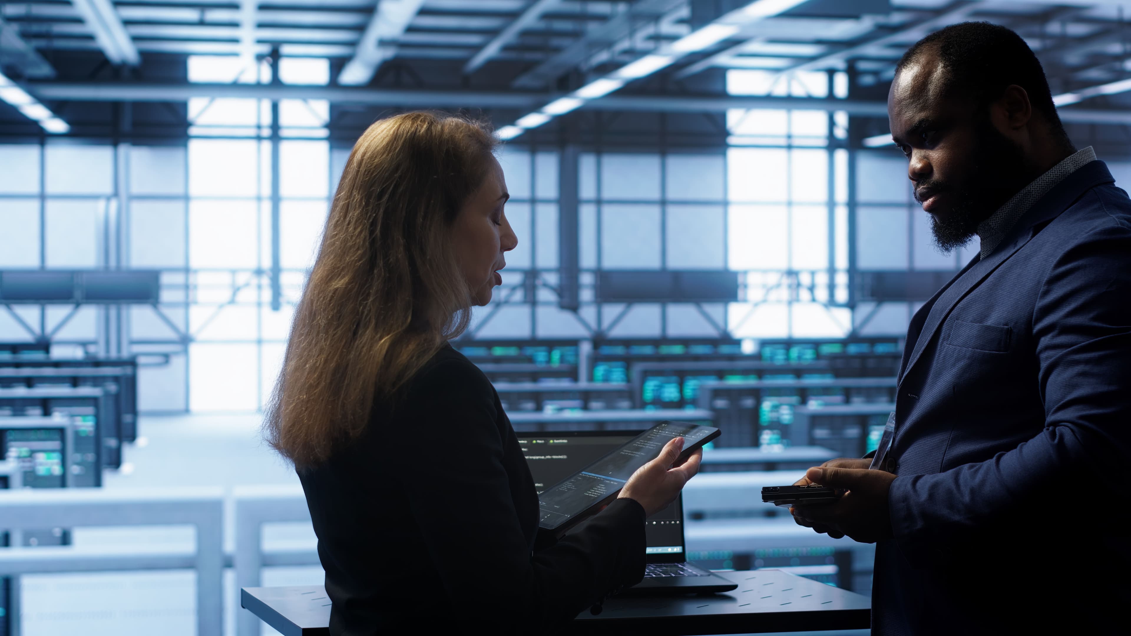 How Data Room Services Improve Collaboration in Corporate Deals